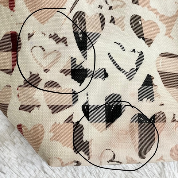 Authentic Burberry Hearts House Check Gracie Tote Bag Purse Handbag Professional - Picture 13 of 14